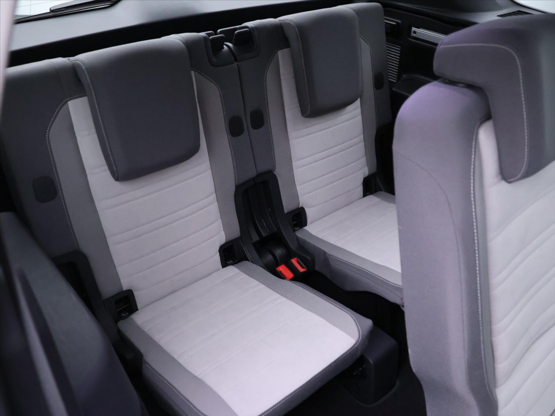 Volkswagen Touran MPV 2,0 l 110 kw