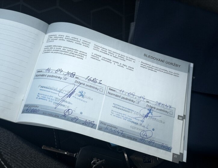 Peugeot 2008 SUV / Terénní 1,2 l 81 kw