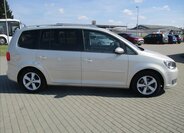 Volkswagen Touran Kombi 1,2 l 77 kw