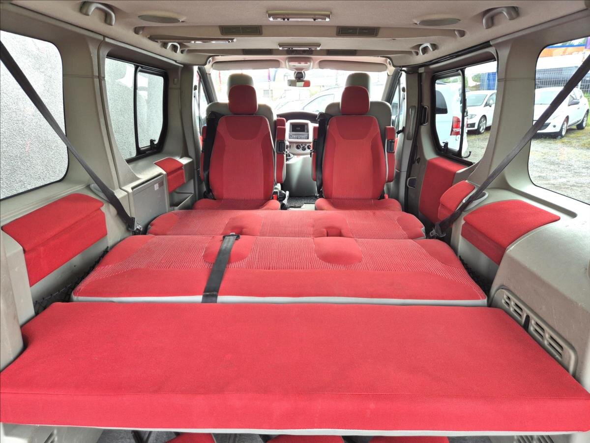 Opel Vivaro VAN / Minibus 2,0 l 84 kw