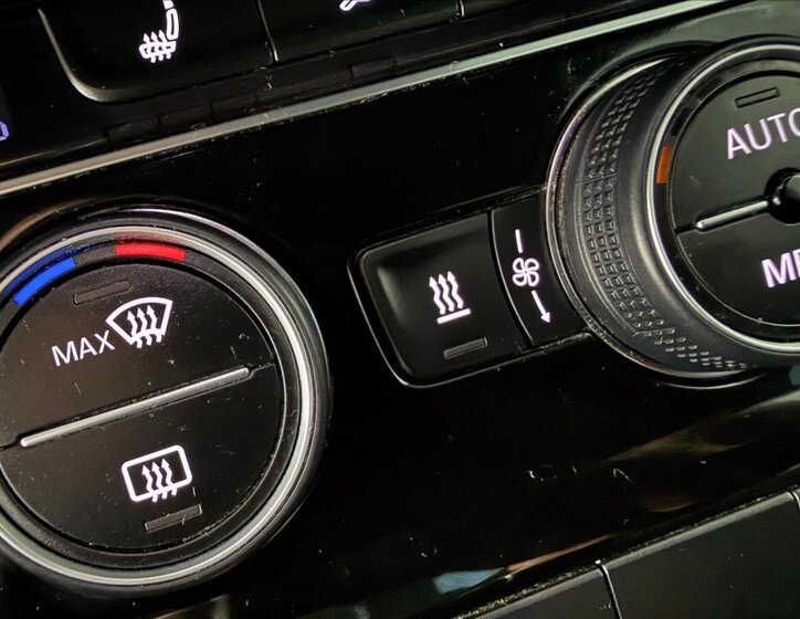 Volkswagen Touran Kombi 1,5 l 110 kw