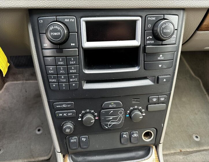 Volvo XC90 SUV 2,4 l 120 kw