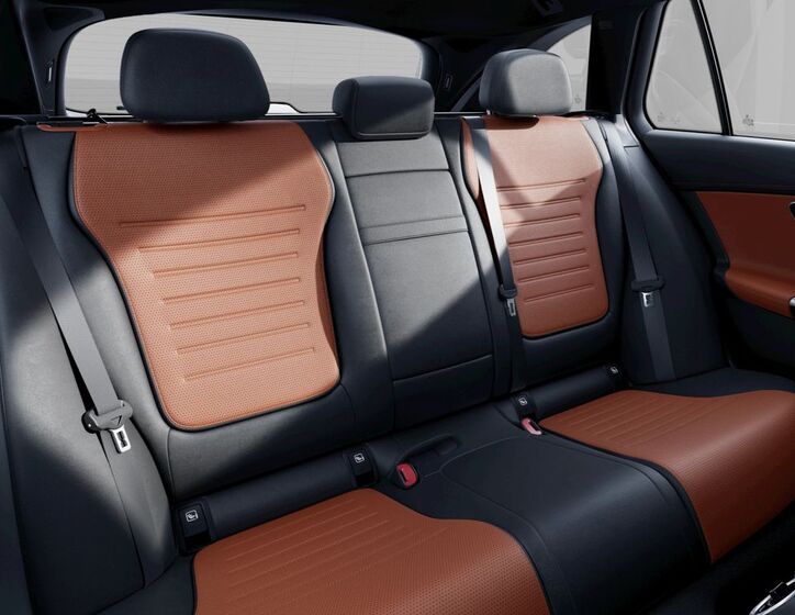 Mercedes-Benz Třídy C 8