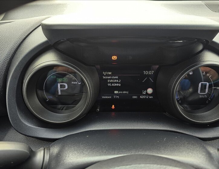 Toyota Yaris Hatchback 1,5 l 68 kw