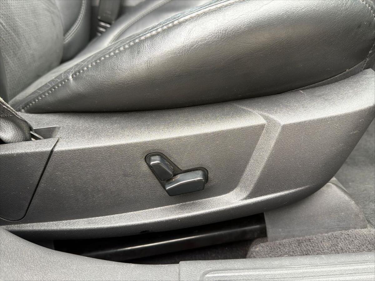 Chrysler 300C Kombi 3,0 l 160 kw