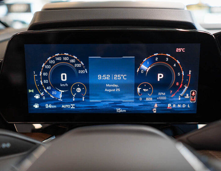 Chevrolet Suburban SUV 6,2 l 313 kw