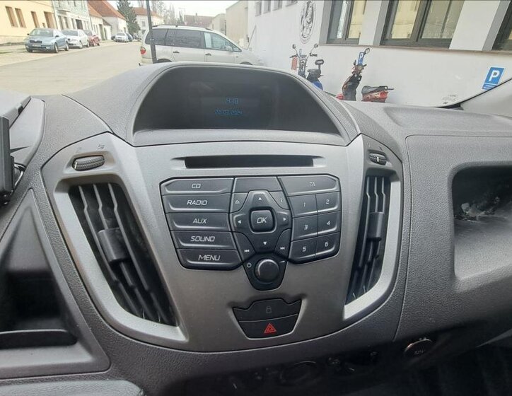 Ford Transit Custom Skříň 2,2 l 74 kw