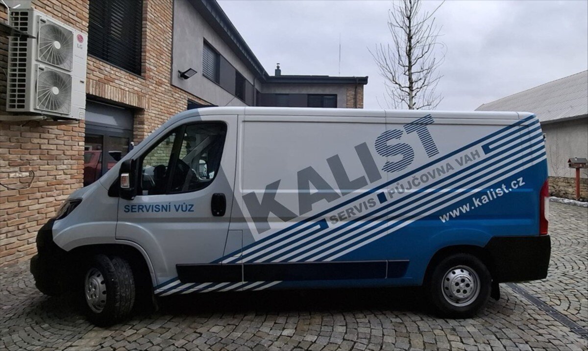 Peugeot Boxer VAN-Minibus 2,2 l 121 kw