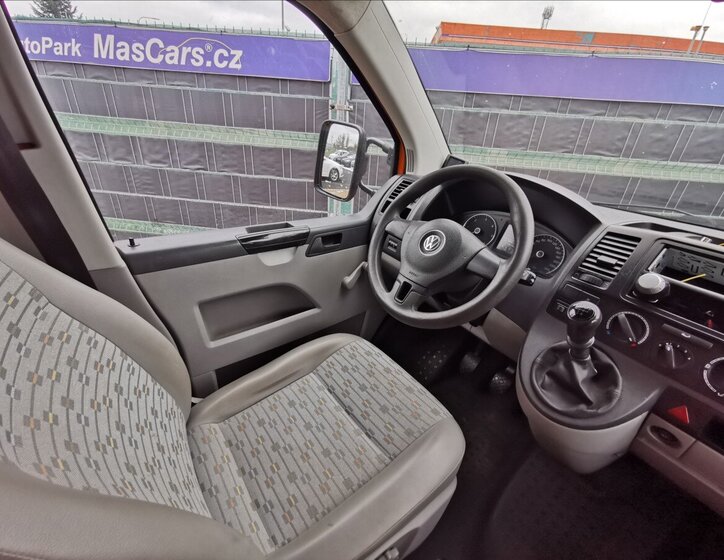 Volkswagen Transporter VAN-Minibus 2,0 l 75 kw