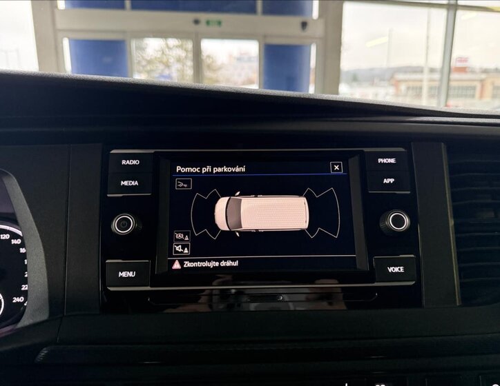 Volkswagen Caravelle Kombi 2,0 l 110 kw