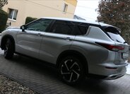 Mitsubishi Outlander 15