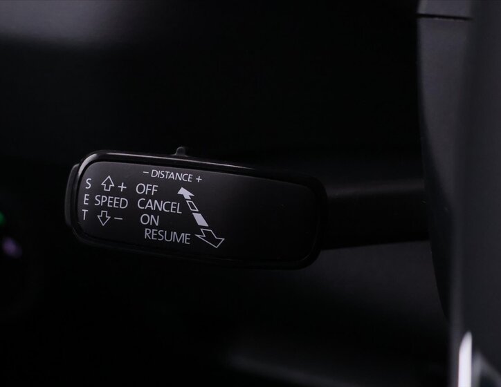 Škoda Karoq SUV / Terénní 2,0 l 110 kw