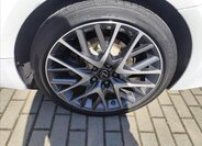 Lexus RC 300h Kupé 2,5 l 133 kw