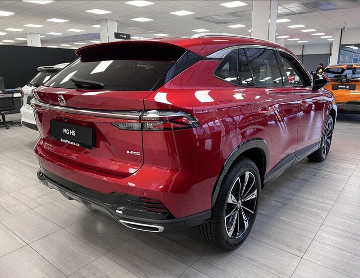 MG HS SUV / Terénní 1,5 l 125 kw