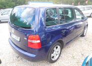 Volkswagen Touran 4