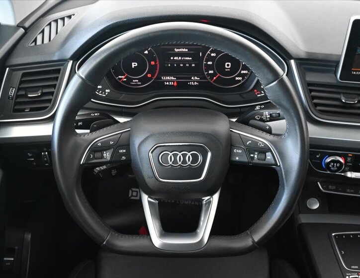 Audi Q5 SUV 2,0 l 140 kw
