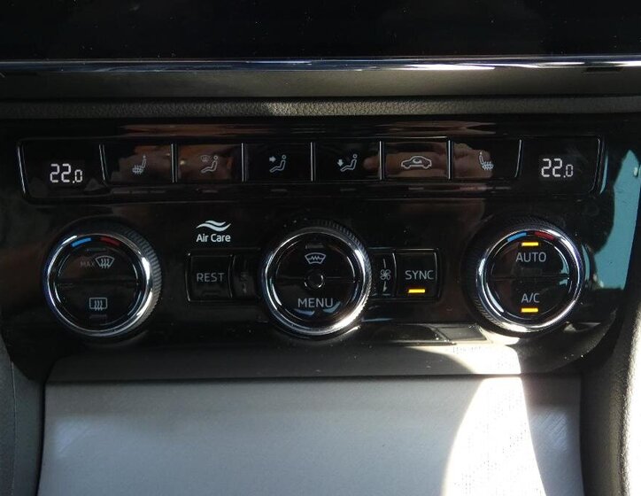 Škoda Superb Liftback 2,0 l 147 kw