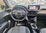 Peugeot 208 10