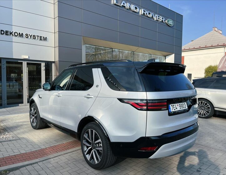 Land Rover Discovery 6