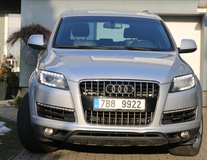 Audi Q7 Kombi 3,0 l 176 kw