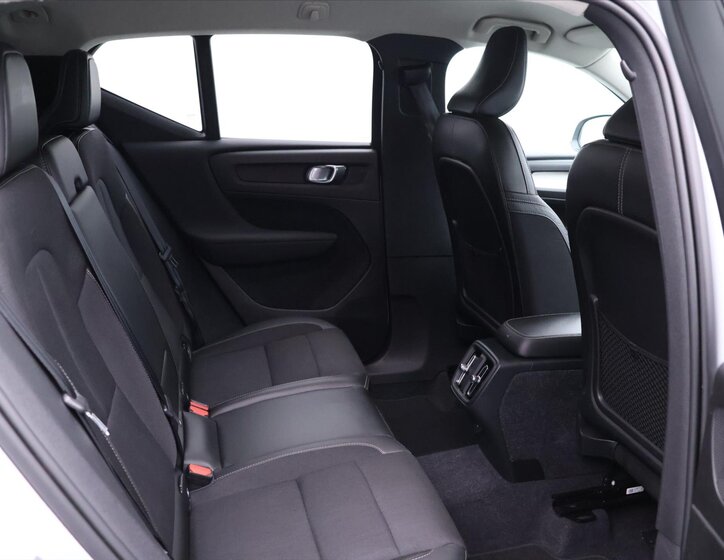 Volvo XC40 14