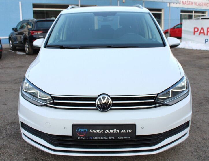 Volkswagen Touran MPV 1,5 l 110 kw