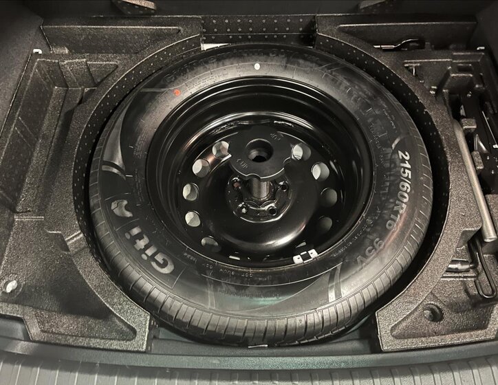 Škoda Karoq SUV 1,5 l 110 kw