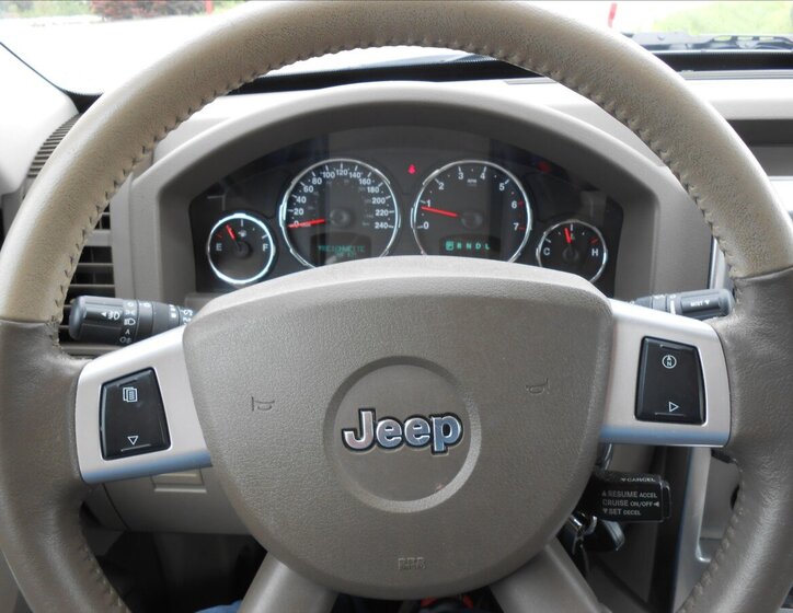 Jeep Cherokee 33