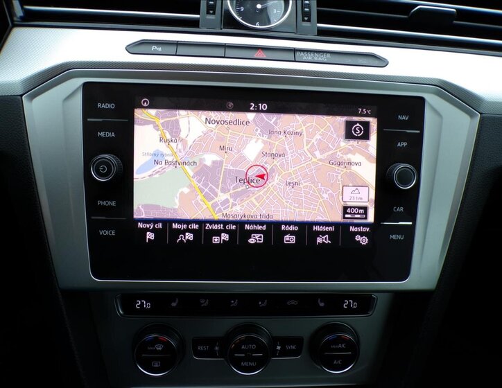 Volkswagen Passat Kombi 1,6 l 88 kw