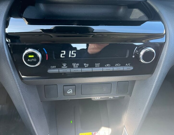 Toyota Yaris Cross SUV / Terénní 1,5 l 68 kw