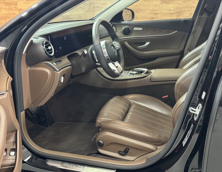 Mercedes-Benz Třídy E Sedan / Limuzína 2,9 l 250 kw