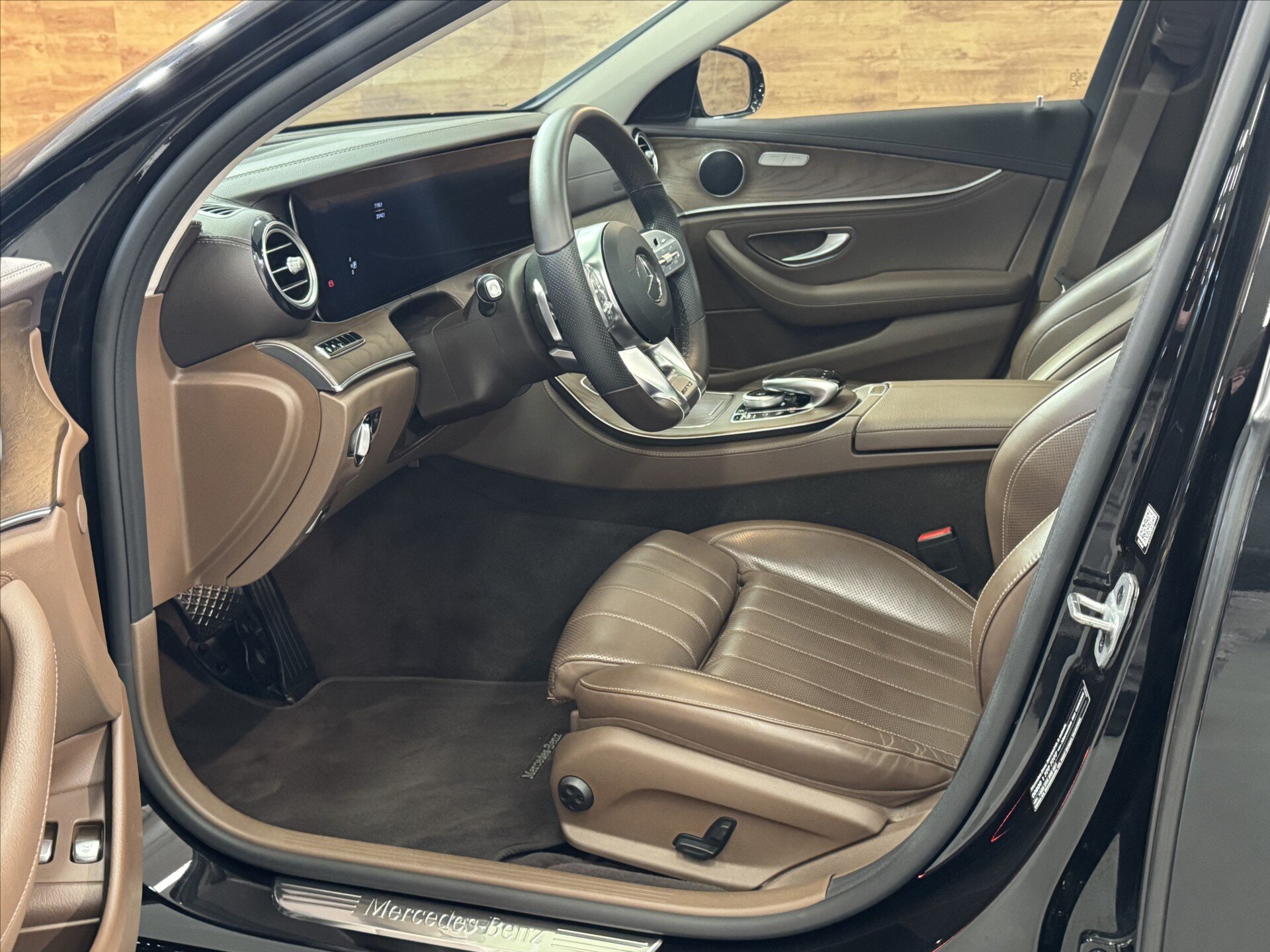 Mercedes-Benz Třídy E Sedan / Limuzína 2,9 l 250 kw