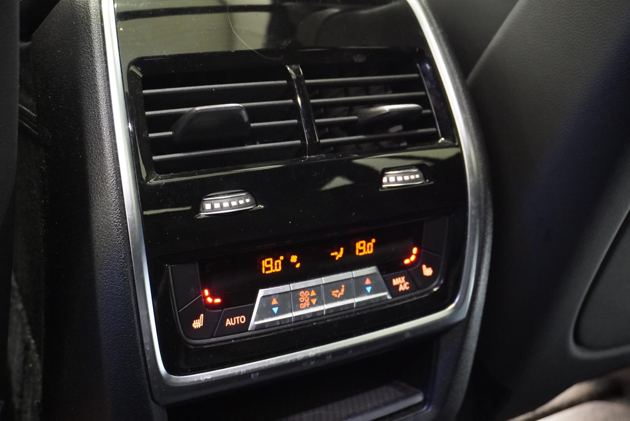 BMW X6 SUV 3,0 l 250 kw