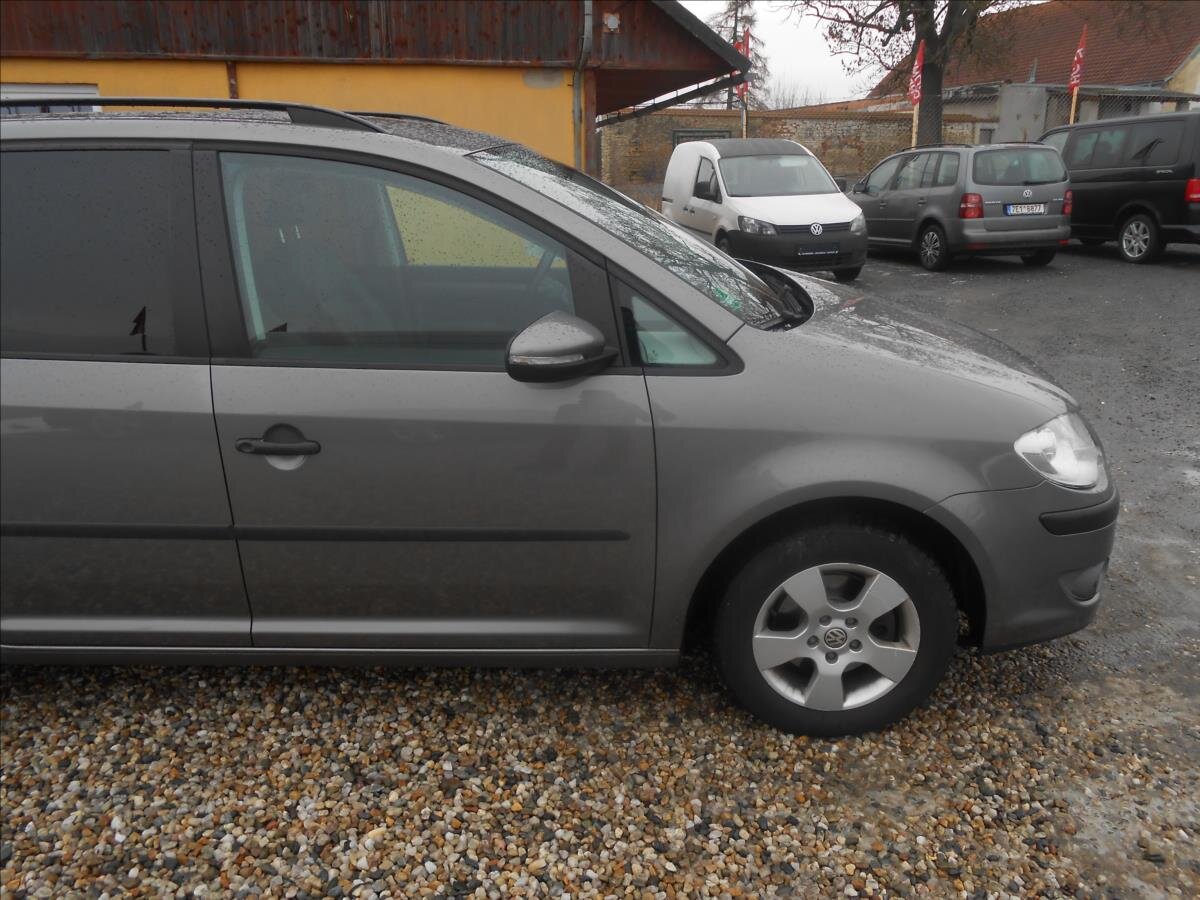 Volkswagen Touran MPV 1,9 l 66 kw