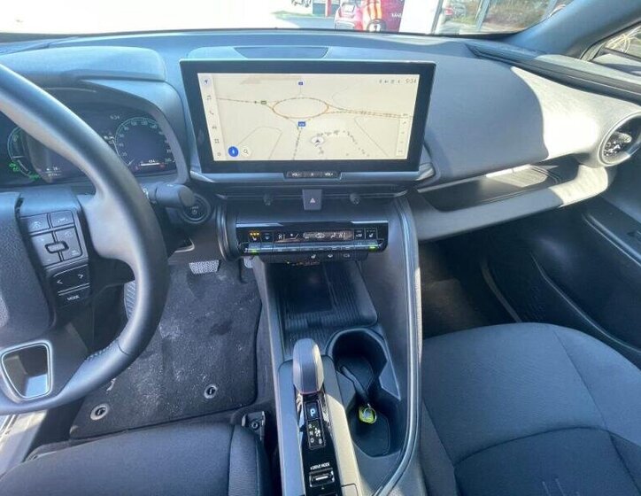 Toyota C-HR SUV / Terénní 2,0 l 112 kw