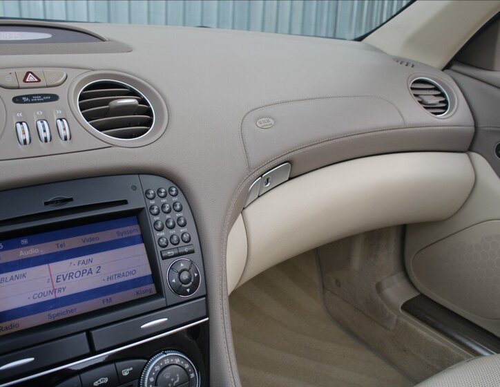Mercedes-Benz SL Kabriolet 3,0 l 170 kw