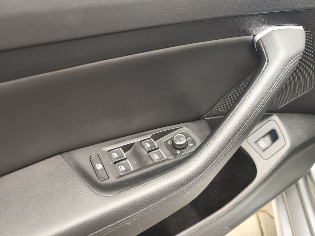 Volkswagen Passat Sedan 2,0 l 140 kw