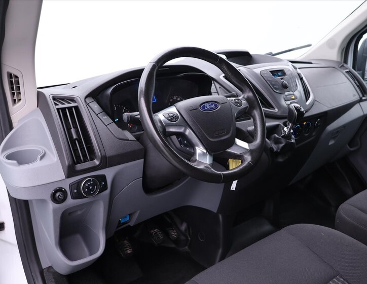 Ford Transit 22