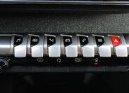 Peugeot 3008 SUV / Terénní 1,2 l 96 kw