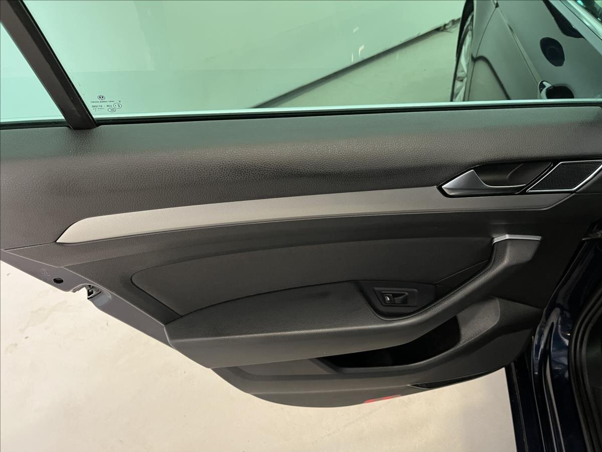 Volkswagen Passat Kombi 2,0 l 140 kw