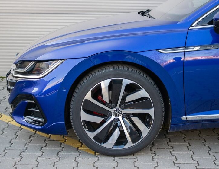 Volkswagen Arteon Kombi 2,0 l 147 kw