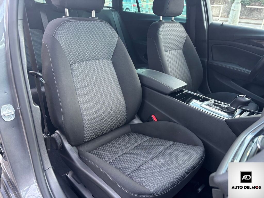 Opel Insignia Kombi 2,0 l 128 kw