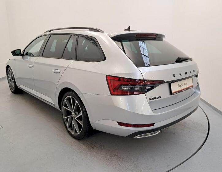Škoda Superb 8