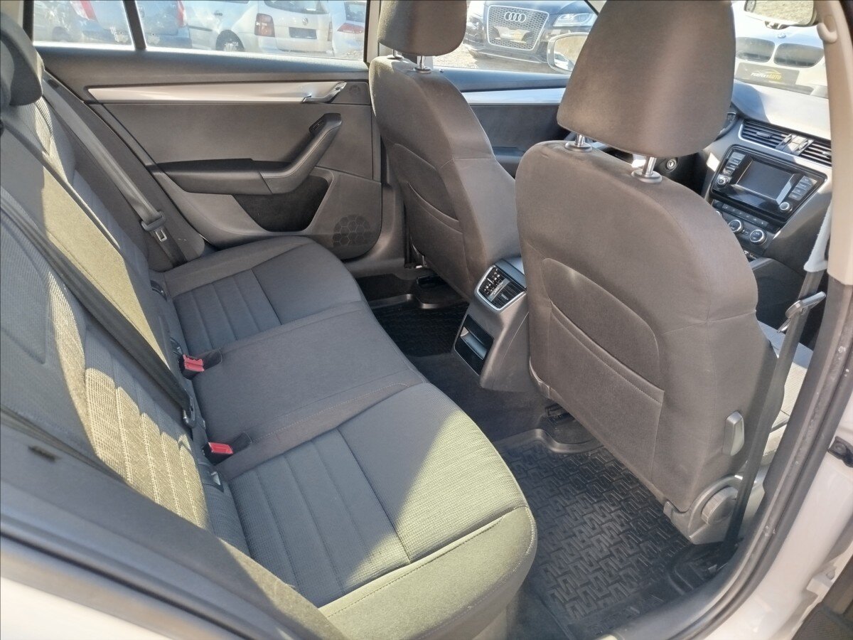 Škoda Octavia Kombi 2,0 l 110 kw