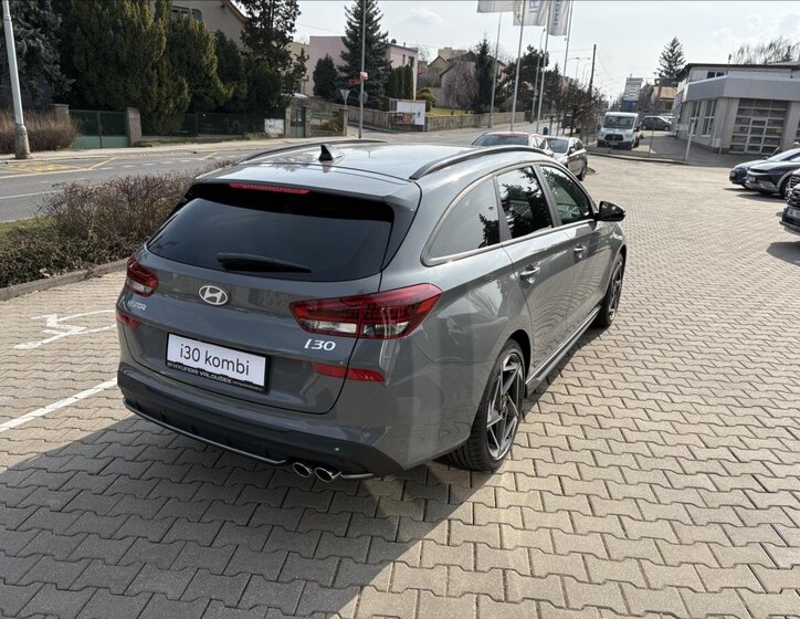 Hyundai i30 Kombi 1,5 l 103 kw