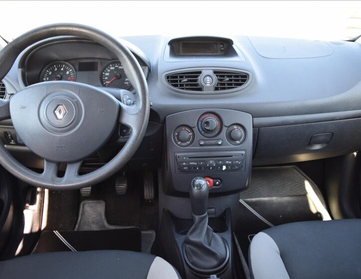Renault Clio Kombi 1,1 l 74 kw