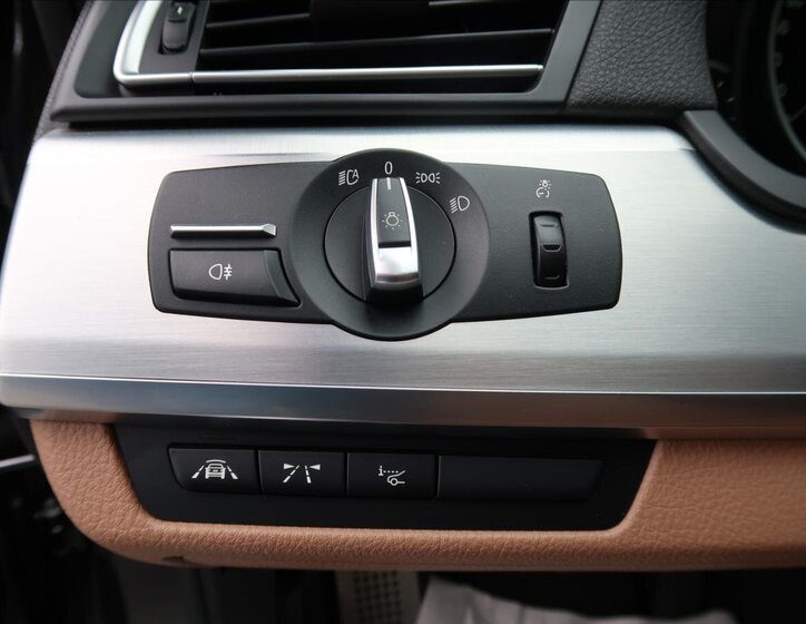 BMW Řada 7 18