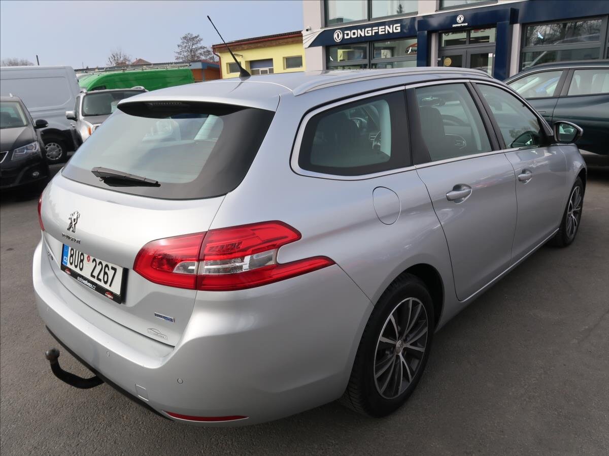 Peugeot 308 Kombi 2,0 l 110 kw