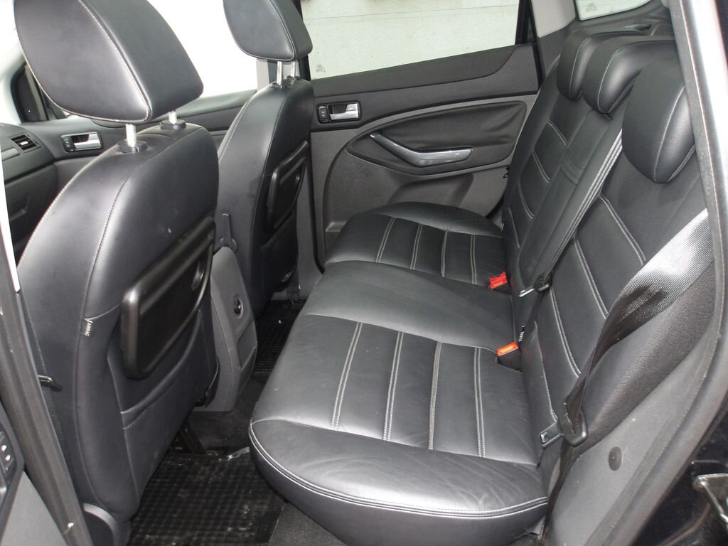 Ford Kuga SUV 2,0 l 120 kw