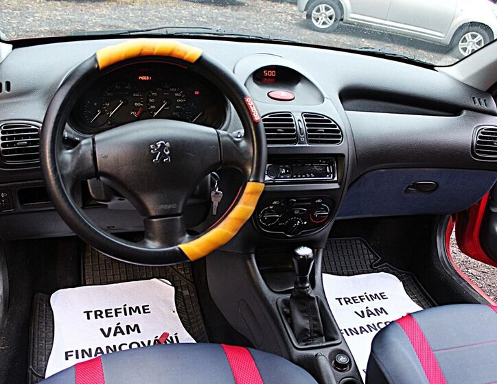 Peugeot 206 13